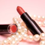 رژ لب دست‌ساز گیاهی - رنگ گوشتی رز |رژ لب دست‌ساز گیاهی تکین |رژ لب گیاهی تکین بیوتی | محصولات ارگانیک تکین | رژ لب رنگ گوشتی رز